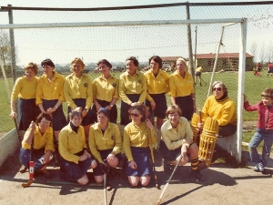 Huisvrouwen Team bij 1e clubhuis (dus tussen 1977-1984)