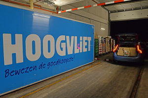 4 nov 2016: de verzamelalbums zijn per vrachtwagen afgeleverd bij Hoogvliet