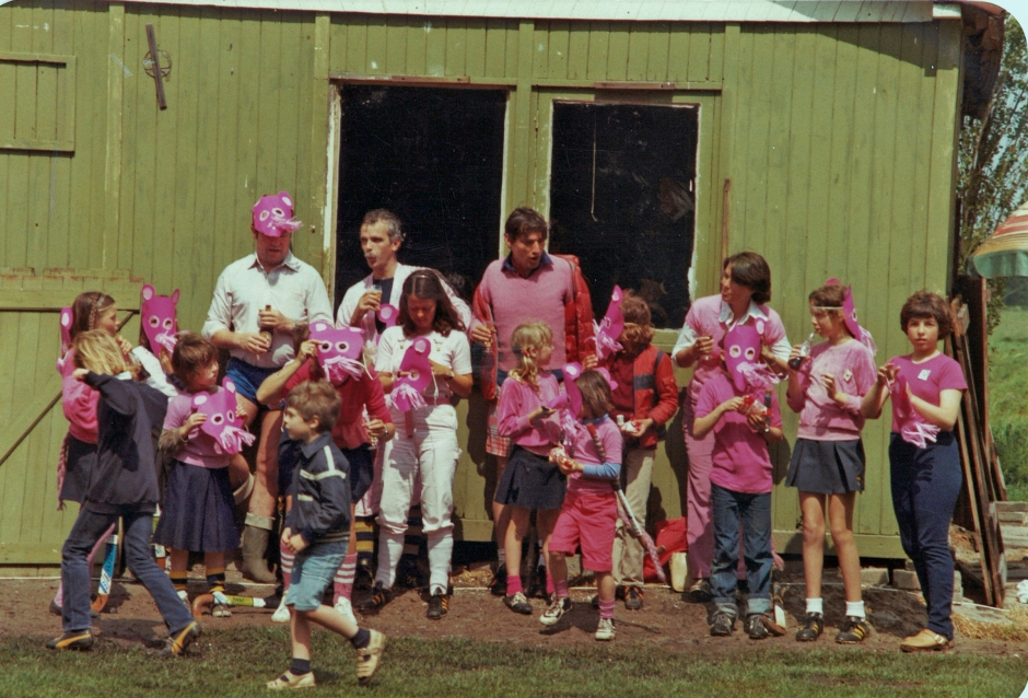Het team van de familie Kolff won de eerste prijs op het familietoernooi van 24 mei 1981 met hun team "The Pink Panthers". Verder o.a. de families Arnold, Kobus en Coopman