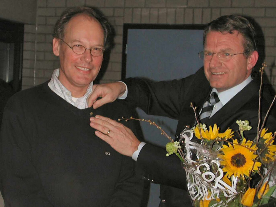 2005: Peter Beckers (erelid) en Harm Mallée (Lid van Verdienste)